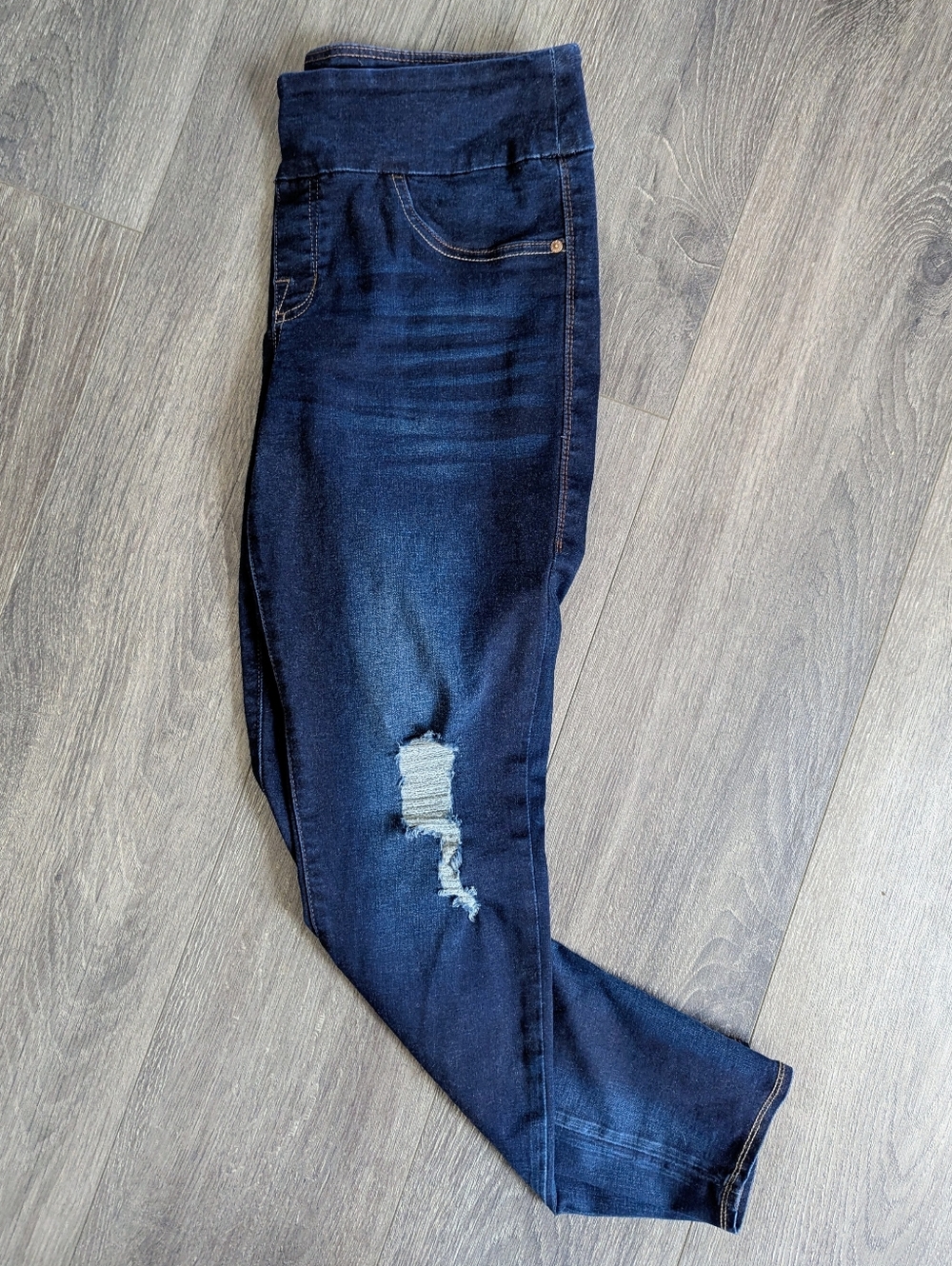 Rock & Republic Dark Wash Jegging